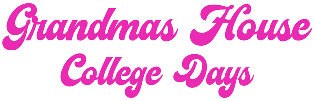 Логотип Grandma's House: College Days